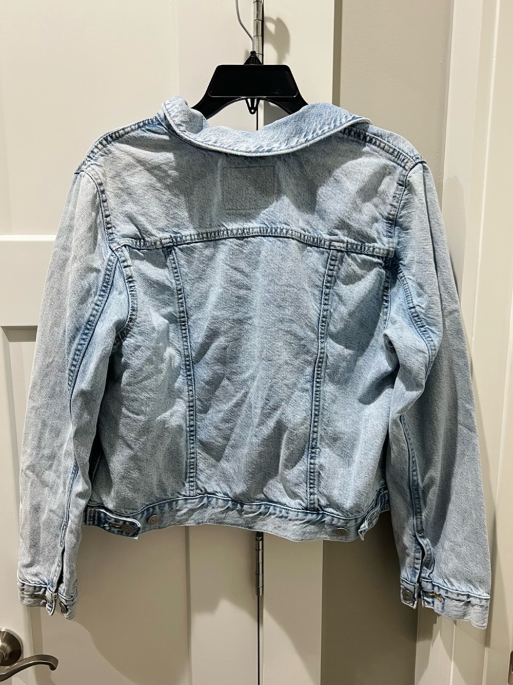 Levi’s Light Wash Denim Trucker Jacket Size XL - Picture 5 of 5